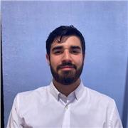 Estudiante de Química que da clase de física, matemáticas y química desde primaria hasta bachiller.